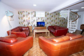 Spacious house Liverpool city centre L1, sleeps 16